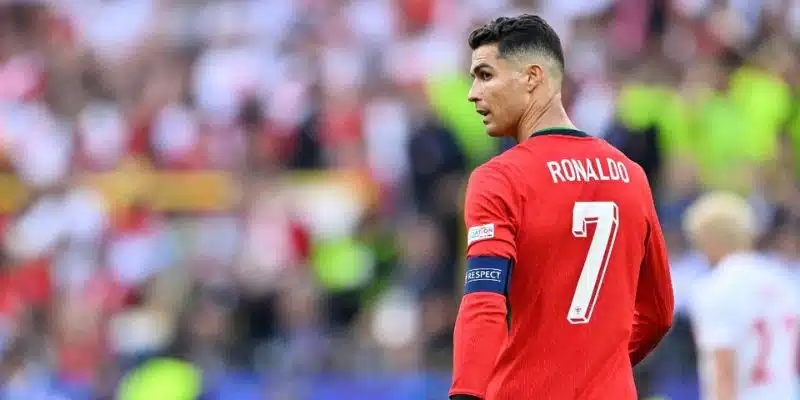 Cầu thủ có lượng Fan đông đảo nhất thế giới hiện nay là Ronaldo